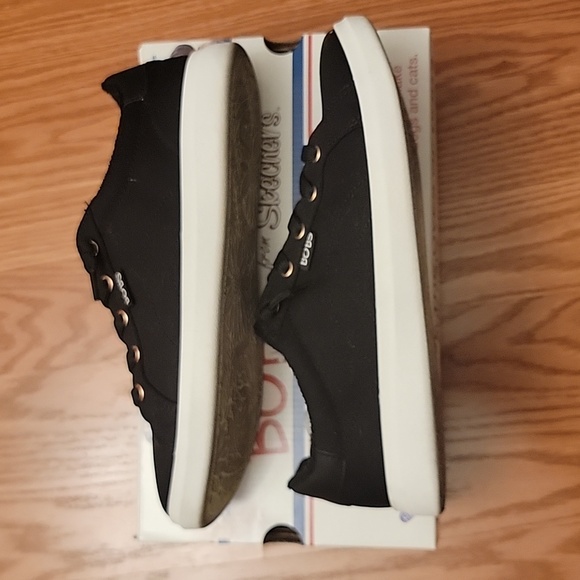 EUC Skechers Women's BOBS D Vine Black Shoes Size 8 - Picture 9 of 13